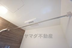 浴室暖房乾燥機付きなので梅雨時期などのお洗濯に便利ですね＾＾