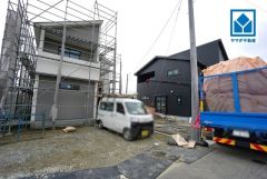 全2区画の新築戸建です＾＾左側が1号棟。