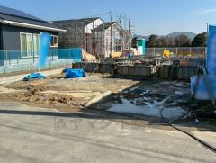 カースペースは並列3台を確保＾＾マイカー用に、お客さま用に、余裕を持ってご利用いただけます。