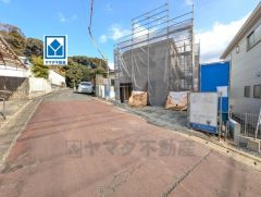南西側。約4.8ｍの公道に面しています＾＾