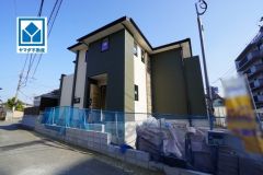 1号棟。 西鉄バス「観音堂」停徒歩3分圏内。カースペース2台確保＾＾