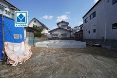 徒歩圏に生活利便施設多数＾＾サニー4分、マルキョウ10分、ファミマ5分、郵便局7分など周辺環境充実＾＾ 西鉄バス「向新町」停歩4分。大橋天神博多など多方面行＾＾