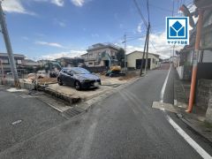 約40坪。建築条件付き土地＾＾平坦、整形地＾＾西鉄バス「皿山一丁目」歩2分。天神博多方面行＾＾快速も停車します＾＾