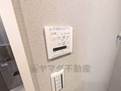 浴室暖房乾燥機には、暖房、乾燥、涼風、換気の4つの機能が付いています。タイマー付きです。換気・雨の日の洗濯も安心です＾＾