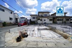 太陽光付き住宅。南向き＾＾オールフローリング3LDK＾＾P2台（ビルドインガレージ1台分）＾＾