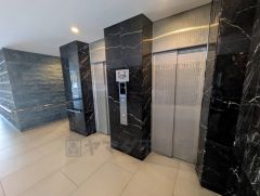 エレベーター完備。