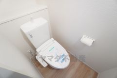 1階2階の2ヶ所にトイレがありますので、忙しい朝にも家族に気を使わず、ゆとりが生まれますね＾＾