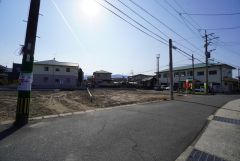 。北東側5.9～6.0ｍ公道。 スーパー、コンビニまで徒歩7分圏内＾＾周辺環境充実しています＾＾