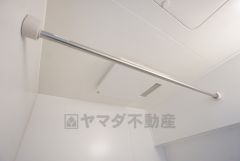 浴室暖房乾燥機付きなので梅雨時期などのお洗濯に便利ですね＾＾