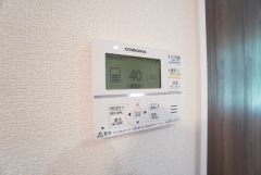 おいだき機能つきなのでお風呂に入る時間が異なるご家庭には嬉しいですね。ボタン一つで快適で便利な生活が＾＾
