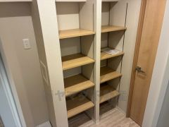 雑然とした洗面室がすっきり片付けやすくなりますし、パジャマや下着を個室に取りに行くという手間も省けます。