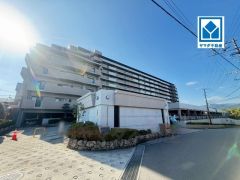 周辺環境充実・スーパー・ドラックストア徒歩約6分・防犯性もばっちり＾＾