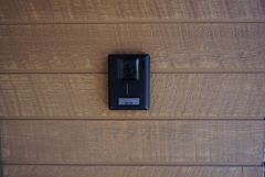 モニター付きインターホンなので来訪者の顔が見えて安心ですね＾＾