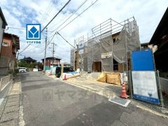 前面道路は西側約4.5～4.9ｍの公道に面しています＾＾ 