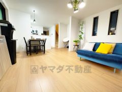 家具などはCGイメージになります。