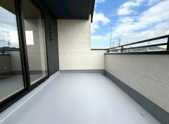 陽当たりの良いバルコニーです。お洗濯やお布団干しはもちろん、日光浴スペースにも＾＾