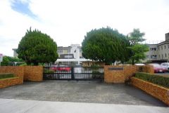 上峰中学校