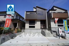 1号棟。スーパー、コンビニ、ドラッグストアまで車約5分（1.2ｋｍ）圏内＾＾周辺環境充実＾＾