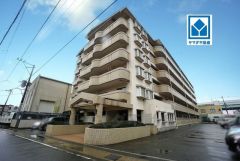 福岡空港へのアクセス良好＾＾車で約10分（約4ｋｍ）、最寄りバス停から乗車約16分＾＾