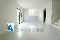 家族が集まる開放的なリビング。内覧も出来ますのでお気軽にお問い合わせください＾＾