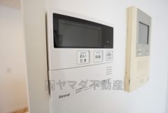 おいだき機能つきなのでお風呂に入る時間が異なるご家庭には嬉しいですね。ボタン一つで快適で便利な生活が＾＾