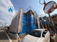 開放感のある角地＾＾コンビニ、ドラッグストア徒歩3分圏内＾＾周辺環境充実しています＾＾