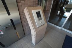 防犯性もばっちり、TVモニター付きインターホン完備。