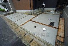 カースペースは2台分（軽含む）を確保＾＾