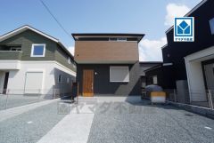 スーパー、コンビニ、ドラッグストアまで徒歩約7分圏内。周辺環境充実です＾＾