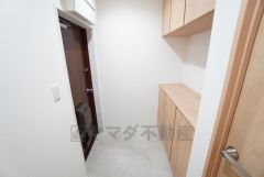 ご家族の靴をスッキリと片付けられるシューズボックス付きの玄関です＾＾スッキリと片付いた玄関は気持ちがいいです。