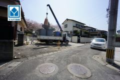 前面道路含む現地写真。