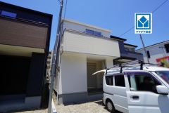 西鉄バス「警弥郷1丁目」＆セブン歩3分。マルキョウ歩7分。長期優良住宅＾＾