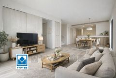 家族が集まる開放的なリビング。思い思いの時間を過ごしたり食事をしたり、素敵な団らんの場になりますね。 家具はCGによるイメージ画像