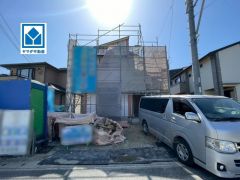 4LDK。LDK18.3帖。駐車スペース2台分＾＾ 