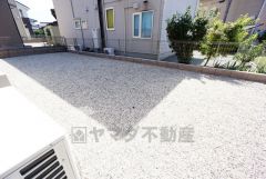 様々な用途でお使いいただけそうなお庭付き＾＾