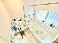 一日の疲れを癒すバスルーム。