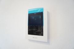 防犯はもちろん、セールスマン対策にもなるモニター付きインターホンです。 来訪者の顔が見えるので安心ですね＾＾