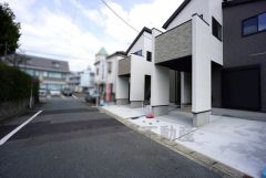 前面道路は約6ｍと広々＾＾
