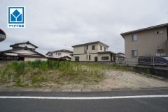 10年間の瑕疵保証が付いた安心の新築戸建。2面バルコニーで日当たり良好。