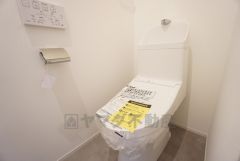 1階2階の2ヶ所にトイレがありますので、忙しい朝にも家族に気を使わず、ゆとりが生まれますね＾＾