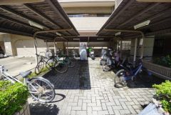 屋根付き駐輪場