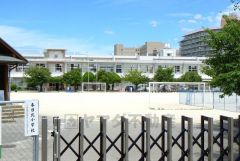 春日北小学校