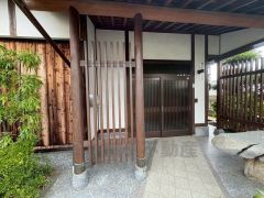 玄関。