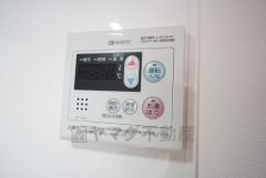 おいだき機能つきなのでお風呂に入る時間が異なるご家庭には嬉しいですね。ボタン一つで快適で便利な生活が＾＾