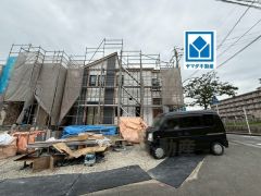 角地＾＾カースペース3台分。JR「原田駅」歩10分＾＾筑紫野レベッサ(車1分/600ｍ)＾＾周辺環境充実しています＾＾