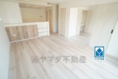 家族が集まる開放的なリビング。思い思いの時間を過ごしたり食事をしたり、素敵な団らんの場になりますね＾＾