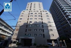 桜坂駅徒歩7分で、忙しい朝もゆとりの時間が持てます。スーパーやコンビニなども近く周辺環境充実。快適でゆとりのある生活空間で新生活を始めましょう^^
