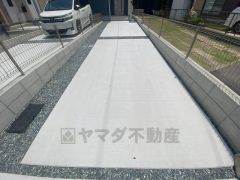 カースペースは縦列2台分を確保＾＾