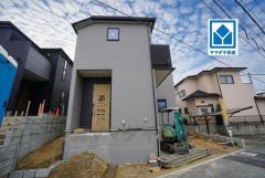 スーパー、コンビニ、ドラッグストア徒歩約11分圏内。お問い合わせお待ちしております＾＾