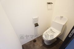 トイレは2か所設けられているので、来客時にも気兼ねなく使えますね。